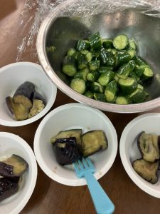 夏野菜でおやつ作り